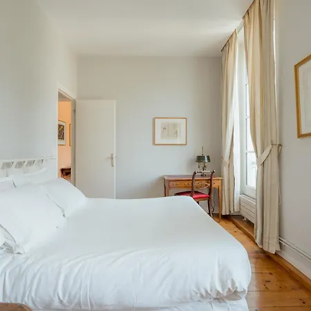 Veeve - Le Marais Retreat شقة